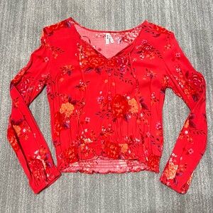 Mudd Red Floral Women's Blouse